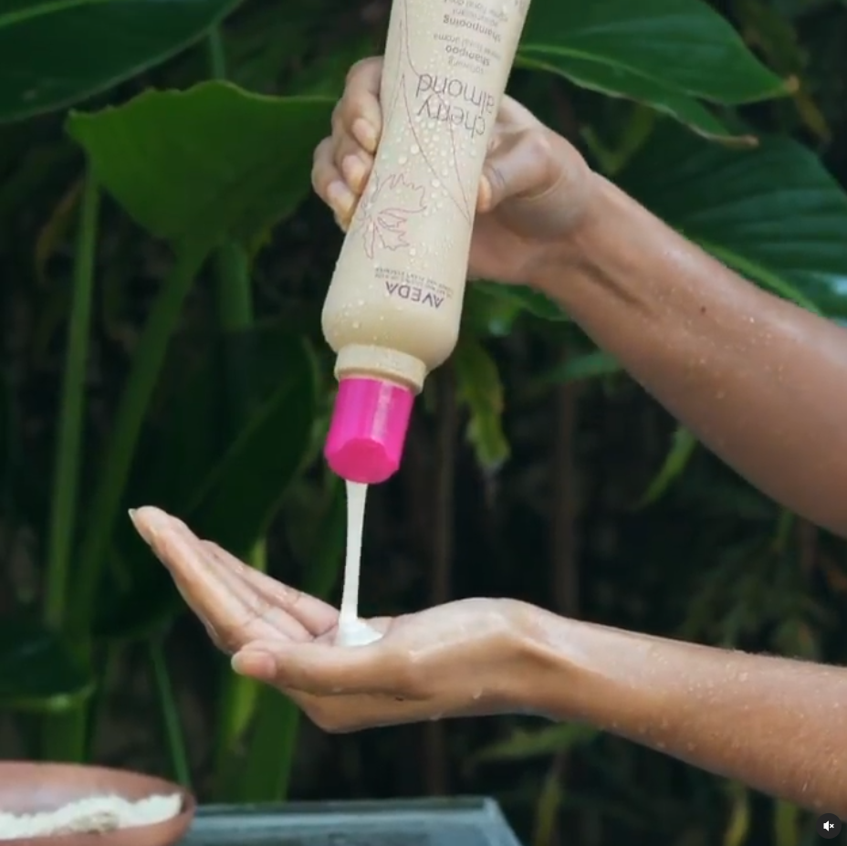 アヴェダ チェリーアーモンド シリーズ ソフトニングシャンプー | AVEDA