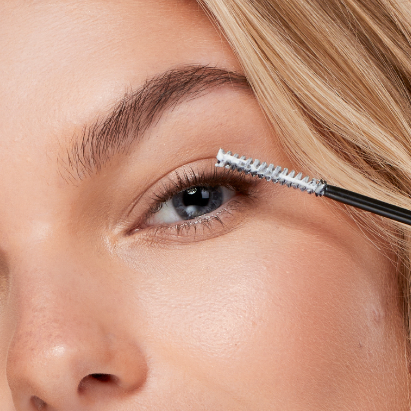 ラッシュアディクト ラッシュ トランスカラ(マスカラ下地)| Lashaddict